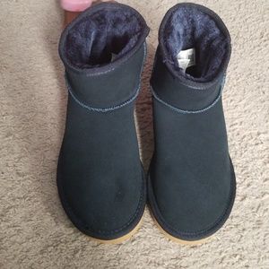 royal blue uggs size 7
